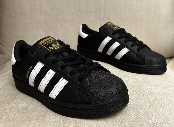 Adidas superstar