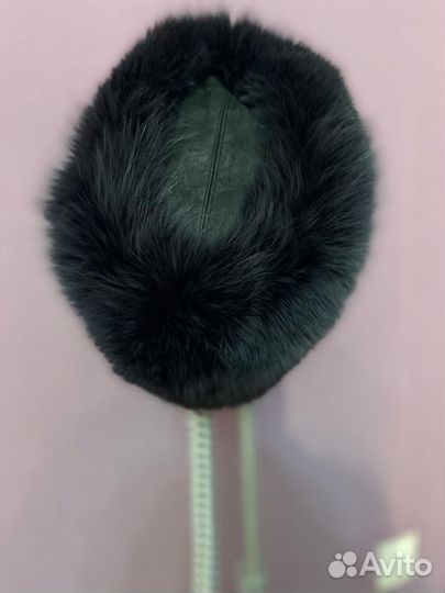 Шапка песцовая с кожаными вставками