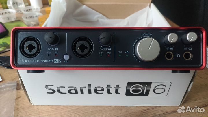 Внешняя звуковая карта Focusrite Scarlett 6i6