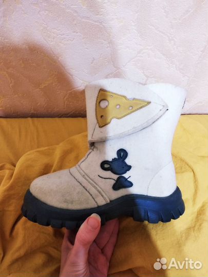 Продам валенки детские