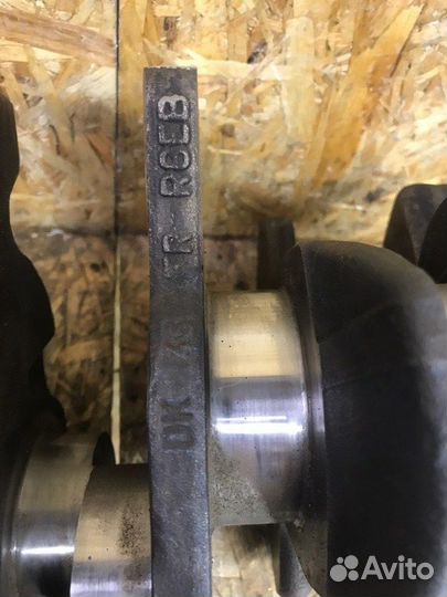 Коленвал Audi A7 4G 3.0 2011