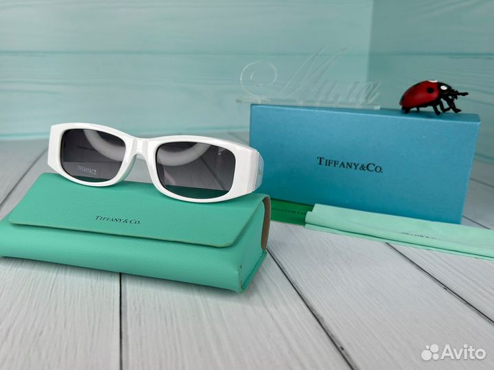 Очки женские Tiffany солнцезащитные белые