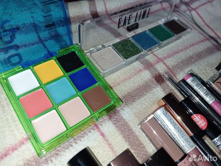 Косметика пакетом