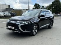 Mitsubishi Outlander 2.4 CVT, 2019, 103 000 км, с пробегом, цена 2 690 000 руб.