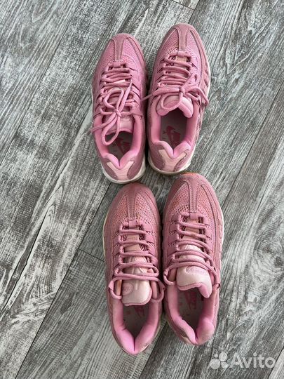 Кроссовки Nike