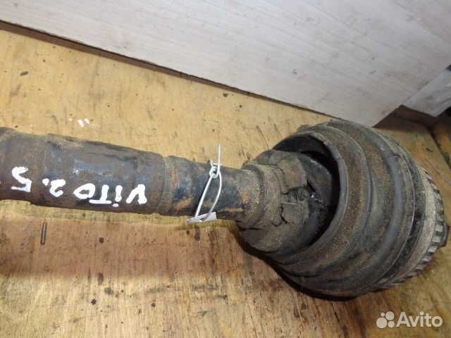 Полуось передняя L Mercedes Vito (Viano) W638