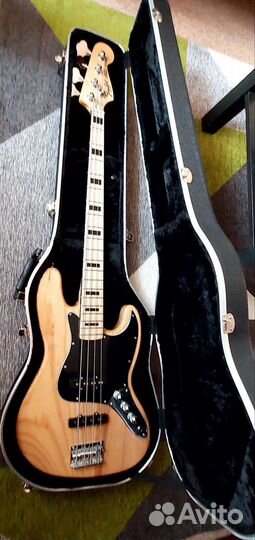 Кейс новый для бас-гитары / Кофр / Чехол