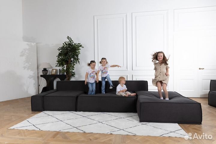 Диван со спальным местом 2700х1650 мм