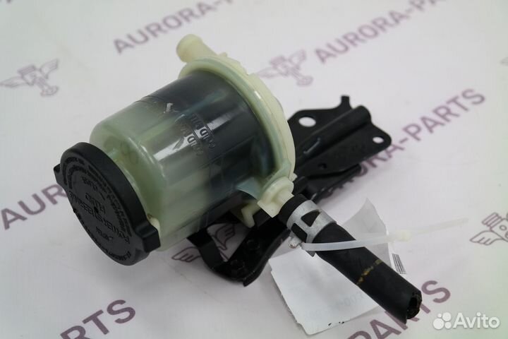 Бачок гур Land Cruiser Prado (150) 2017