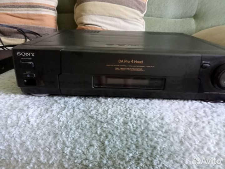 Видеомагнитофон sony