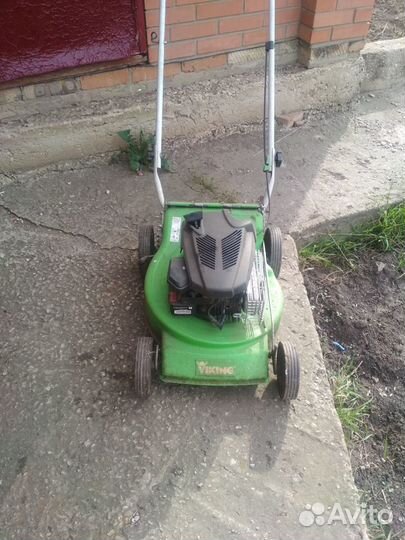 Бензиновая газонокосилка Viking MB248