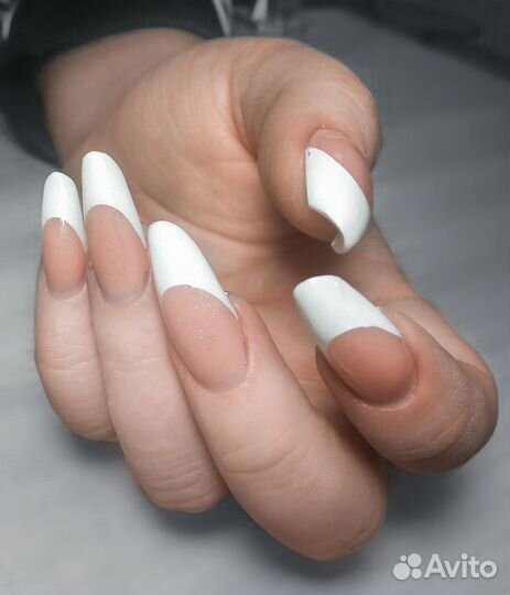 Наращивание ногтей