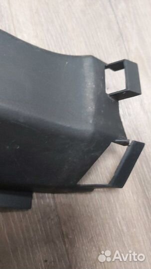 Обшивка багажника задняя правая Bmw X5 E53 M62