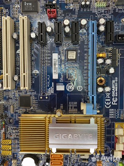 Материнская плата Gigabyte Ga-M555-S3 на Am2