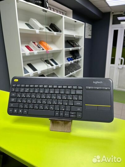 Клавиатура с тачпадом Logitech K400 Plus