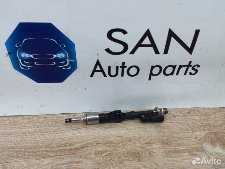 Форсунка топливная Bmw 3 F30 N20B20 2012