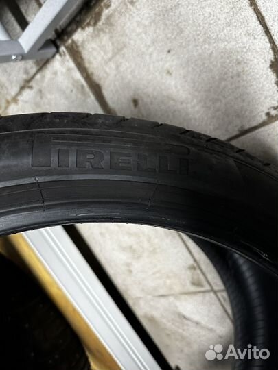 Pirelli P Zero 285/35 R22 и 315/30 R22