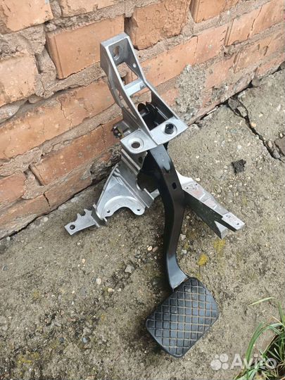 Педаль тормоза Audi A6 C5