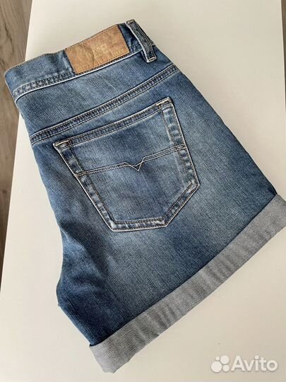 Шорты женские