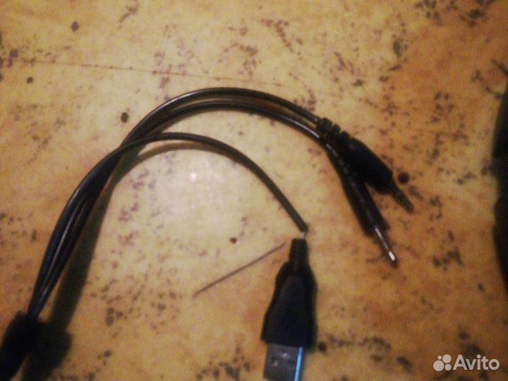 Проводные наушники
