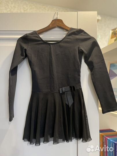 Гимнастический купальник с юбкой