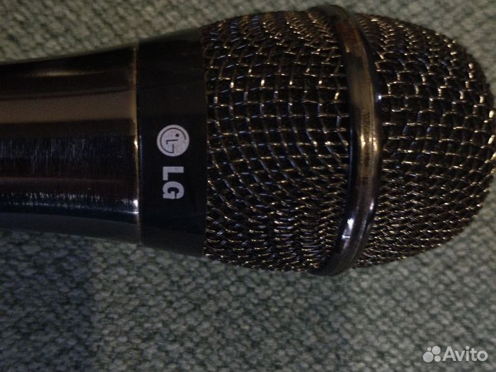 Микрофон для караоке проводной