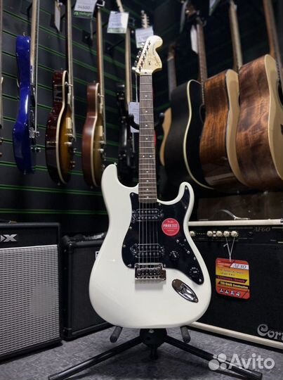 Fender Squier Affinity 2021 Stratocaster HH LRL OW