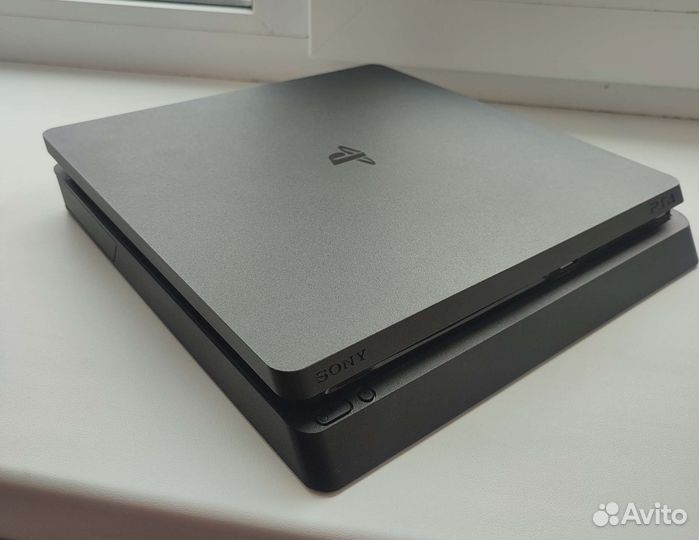 Sony PS4 slim 1tb