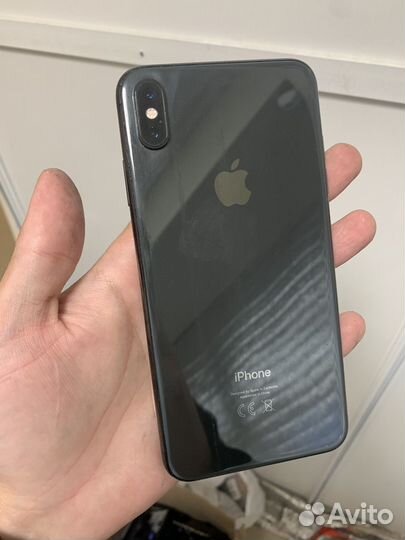 iPhone Xs Max, 64 ГБ