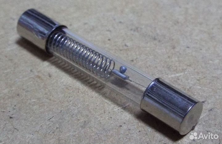 Предохранитель высоковольтный стеклянный для микро