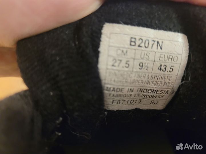 Кроссовки мужские 42.5 размер б/у