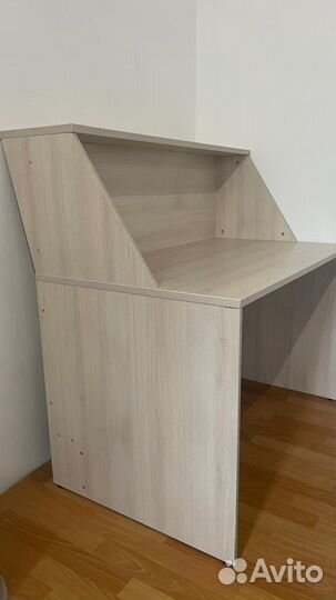 Компьютерный стол IKEA