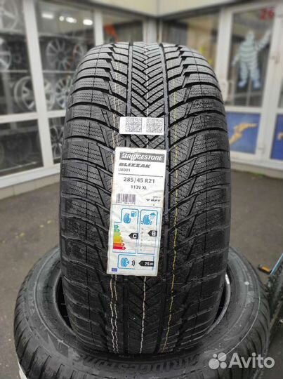 Bridgestone Blizzak LM-001 285/45 R21 113V