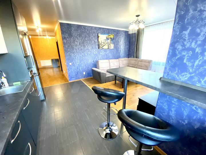 2-к. квартира, 56 м², 6/9 эт.