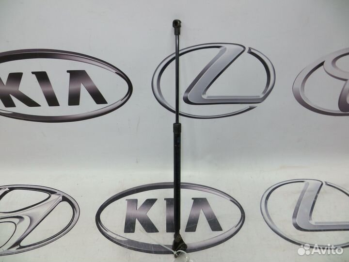 Амортизатор крышки багажника правый Mazda 3 BL