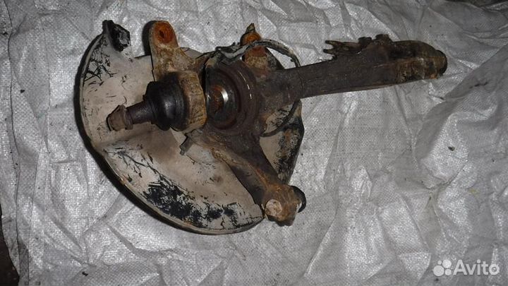 Кулак поворотный передний правый Honda Accord VII