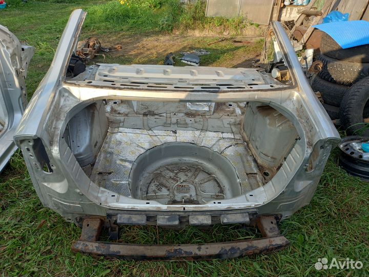 Панель кузова задняя Ford Focus 2 седан, дорестайл