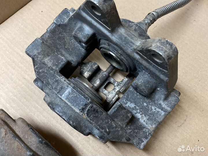 Суппорта тормозные задние Mercedes w220 s600 v12