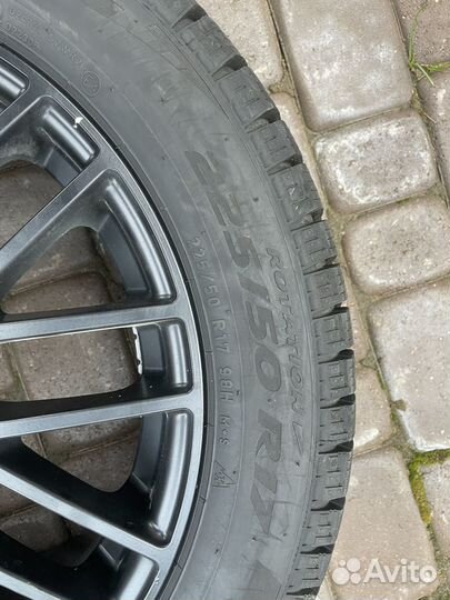 Pirelli ICE zero FR 225 50 R17 98H зимние липучки