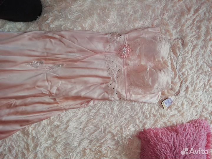 Вечернее платье