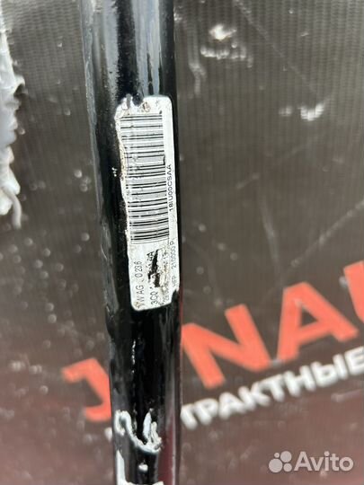 Передний стабилизатор Volkswagen Tiguan 1