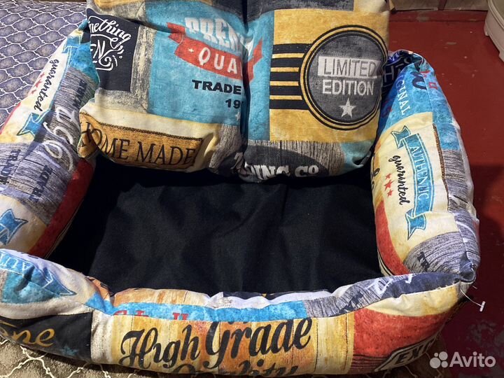 Лежанка для кошек новая