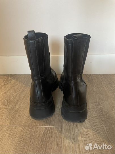 Ботинки stradivarius 39