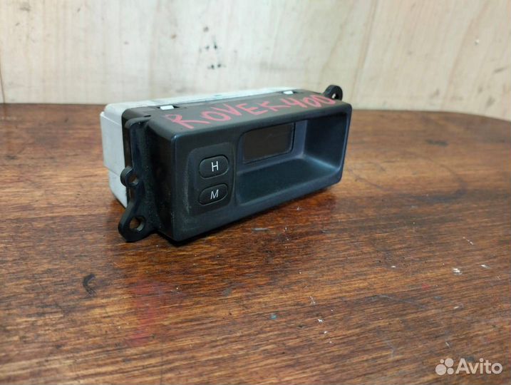 Часы Rover 400 (ящик01)