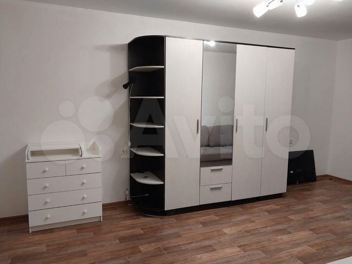 1-к. квартира, 35 м², 9/25 эт.