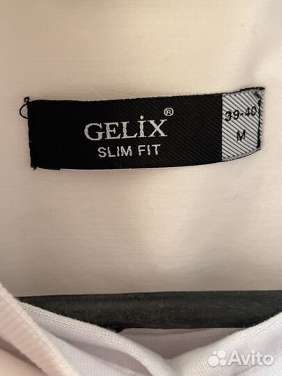 Мужская рубашка белая с запанками