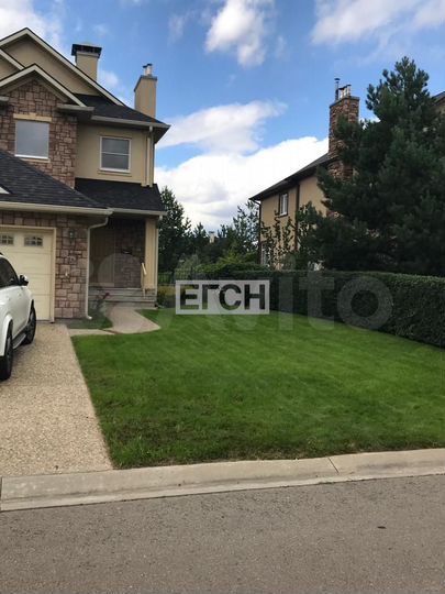 Коттедж 234,5 м² на участке 8 сот.