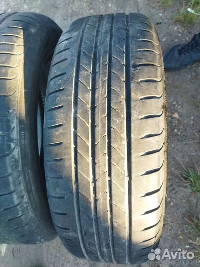 Goodyear EfficientGrip Compact 205/60 R16 37