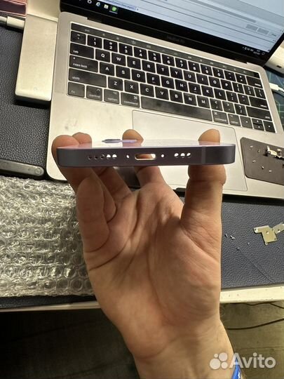 Корпус iPhone 12