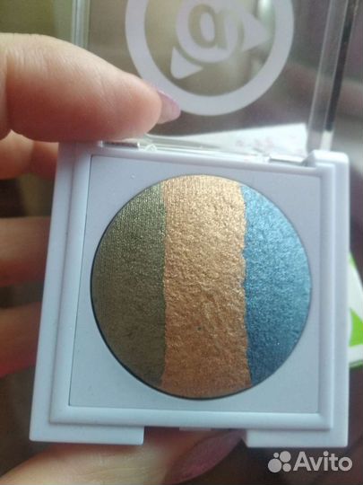 Тени запечённые и помады Мери Кей